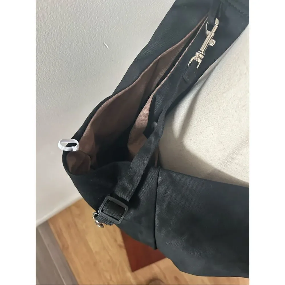 Slowton black Dog Pet Sling Backpack
